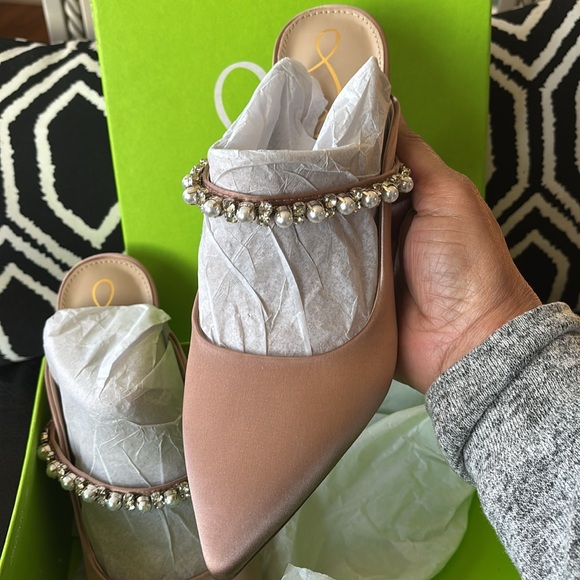 New women Sz 7.5M  evening glam  mules - Picture 10 of 17